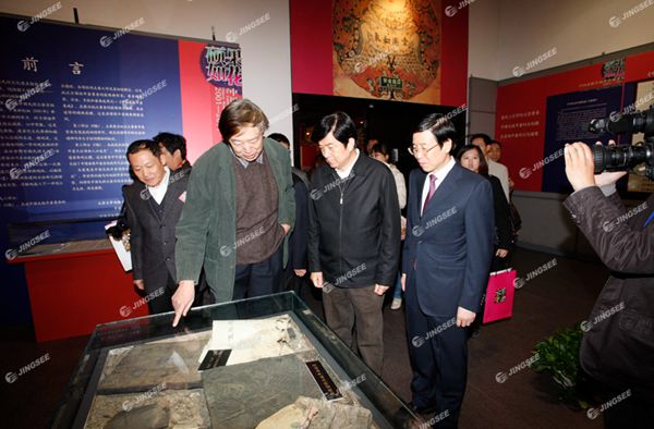 液晶拼接屏， 三星液晶拼接屏， 天津液晶拼接屏， 天津拼接屏， 河北液晶拼接屏， 河北拼接屏， 山東液晶拼接屏， 山東拼接屏， 內蒙古液晶拼接屏， 內蒙古拼接屏， 46寸液晶拼接屏,55寸液晶廣告機， 觸摸一體機， 天津微信廣告機， DID液晶拼接屏， 立體廣告機， 樓宇廣告機， 微信廣告機， 拼接屏廠(chǎng)家，55寸液晶拼接屏